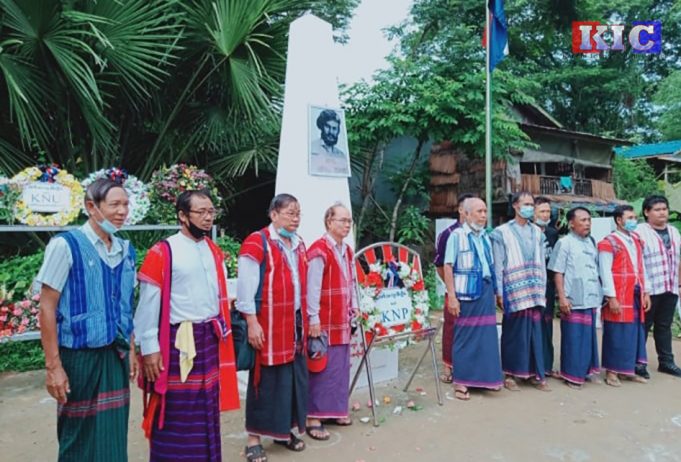 ရၢၣ်ခၢၣ်ကီၢ်တၢ်ဂ့ၢ်အံၤ ကဘှါရှဲအီၤလၢစီၤနီၢ်ခိၣ်အဂီၢ် ကညီကလုာ်ပၣ်တံၣ်ဆီၣ်တခူထီၣ်၀ဲ