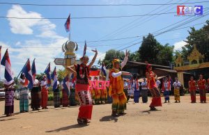 ဖျိၤ–စှီၤ ပၣ်တံၣ် ဆီၣ်တခူထီၣ်လၢ ကဒုးအိၣ်ထီၣ်က့ၤကညီပၣ်တံၣ်တခါဃီအဂီၢ် ကညီကရၢတဖၣ်သဂၢၢ်၀ဲ