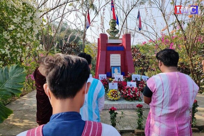 တၢ်မၤ၀ဲတၢ်သ့ၣ်နီၣ်ဆၢက့ၤပဒိၣ်မါရှါလါဖါနံၣ်ဆၢက့ၤဖဲအဒ့ပီၤလီၢ်သ၀ီ