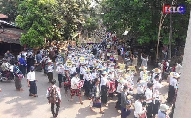 ကီးတရံးပူၤ လၢတသီအတီၢ်ပူၤတၢ်ဖီၣ်န့ၢ်၀ဲၦၤပာ်ဖျါထီၣ်သး ၁၁ ဂၤဒီး ၁၀ ဂၤန့ၣ်မ့ၢ်၀ဲပိာ်မုၣ်တဖၣ်