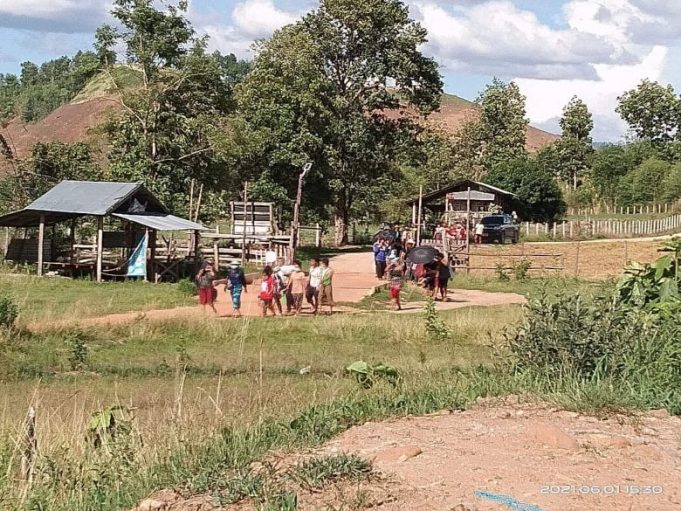 ခီဖျိတၢ်ဒုးကဲထီၣ်အဃိ ဖလူလီၢ်က၀ီၤကမျၢၢ် ၆၀၀ ဃၣ်ဃၣ် လဲၤဃ့ၢ်ထီၣ်လၢကၠီၣ်တဲၣ်တကပၤ