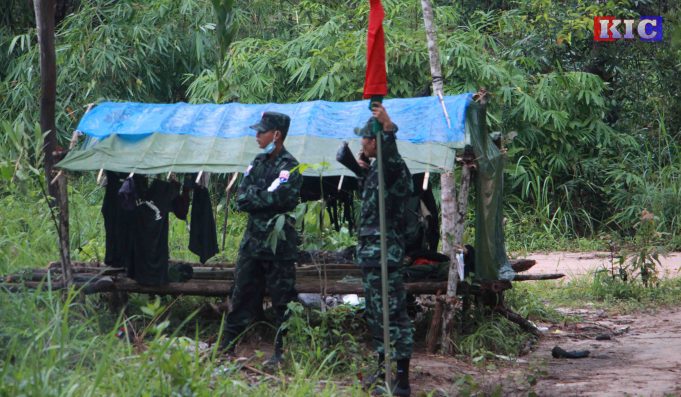 တၢ်ခးလိာ်သးကဲထီၣ်ဖဲ၀ၣ်ကၠံသ၀ီကပၤ ဂၢၤကီၢ်အခိၣ်သံ ၁ ဂၤ