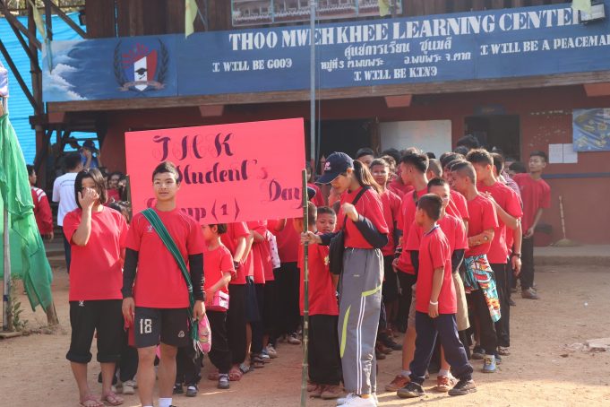 ကီၢ်ဆၢ ခီကီၢ်ကၠိတဖၣ် တနံၣ်အံၤကက့ၤအိးထီၣ်အဂီၢ်တၢ်အိၣ်သးတလီၤတံၢ်