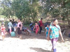 ခီဖျိတၢ်ဒုးကဲထီၣ်ကိးနံၤဒဲးအဃိ ကမျၢၢ်လၢအိၣ်ဘူးဒီးတၢ်ဒုးကဲထီၣ်အလီၢ်တဖၣ် တုၤလၢခဲအံၤက့ၤလၢဟံၣ်တဘူၣ်ဒံးဘၣ်