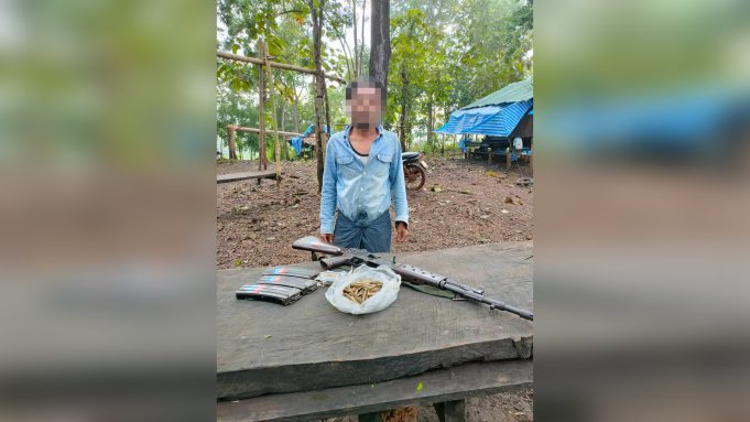 ကနဲလ့ပယီၤသုးကလၢၤ သုးစကီၤဟဲက့ၤဟ့ၣ်လီၤသးဆူ KNLA(၂၀၁)အအိၣ်တဂၤဃုာ်ဒီးစုက၀ဲၤ