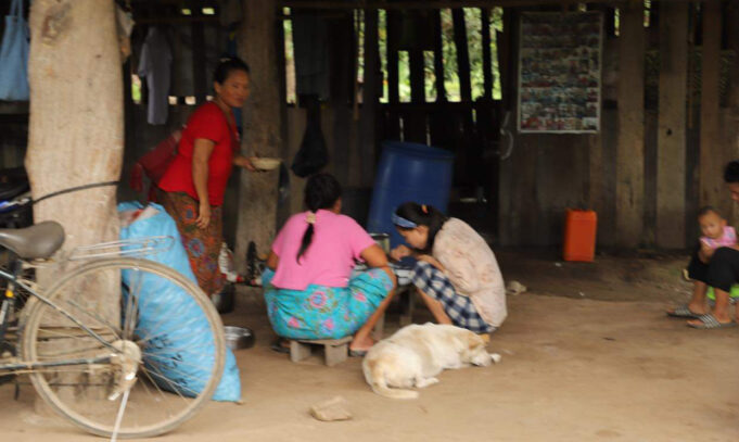 သုးမီၤစိရိၤကဘီယူၤဟဲဆှၣ်တၢ်ကိးမုၢ်နံၤမုၢ်နၤအဃိကီးတရံးကလံၤထံးလီၢ်က၀ီၤကမျၢၢ်ဟးစံၣ်ပလဲာ်သးအိၣ်အဂၤ(၅၀၀၀)ဘျဲၣ်