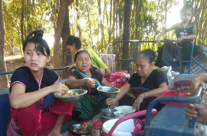 ကြုၢ်တုပယီၤသုး(၅၄၆)သုးရ့ၣ်ခးလီၤကျိဖးဒိၣ်ကိးမုၢ်နံၤဒဲးအဃိသ၀ီဖိက့ၤအိၣ်လၢသ၀ီပူၤတဘူၣ်ဒံးဘၣ်