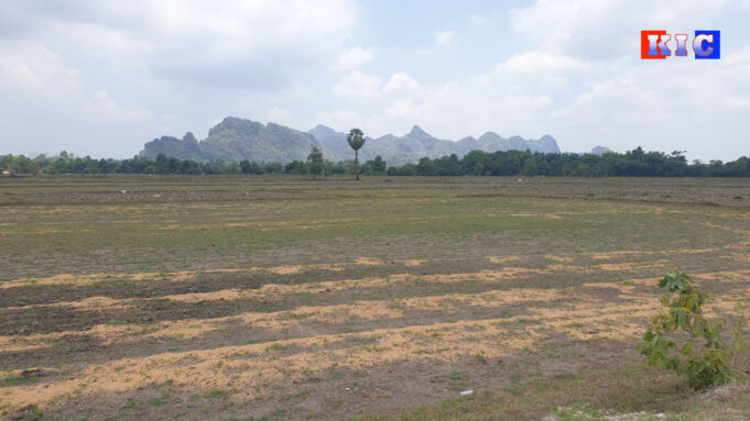 စံ၁်ပျီလၢအိၣ်ထံၤလိၤ–နဘူကျဲမုၢ်ခိၣ်တိၤကပၤသ့ၣ်တဖၣ်အံၤ သူၣ်အီၣ်ဘုတသ့ဘၣ်