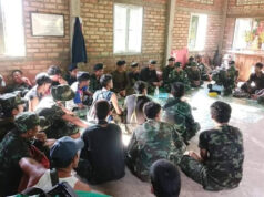 သုးကရူၢ်သၢဒူၣ်ပ၁်ဖှိၣ်ထီၣ်သးဒုးအိၣ်ထီၣ်၀ဲကလံၤထံးသိၣ်မှံၤသုးပ၁်ဖှိၣ်သုးကျိၤ