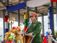 သူၣ်ဘီၣ်သးစၢ်တဖၣ်ကအဲၣ်လီၤက့ၤအၦၤကလုာ်ဒီးကသ့ၣ်ညါမၤက့ၤကလုာ်တၢ်ဖံးတၢ်မၤအဂ့ၢ် သုးခိးကီၢ်ဆၢ အနဲၣ်ရွဲၣ် စီၤခၠံၣ်သူၣ် ဆီၣ်တခူစံး၀ဲ
