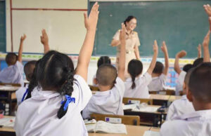 ကီၢ်ပယီၤခီကီၢ်ဖိသၣ်လၢကၠီၣ်တဲၣ်လံာ်တၢ်မၤနီၣ်တအိၣ်ဘၣ်တဖၣ်တၢ်ခွဲးတၢ်ယာ်အိၣ်လၢကထီၣ်၀ဲကၠီၣ်တဲၣ်ကၠိ