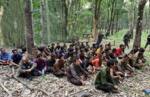 ကၠဲးဒိတၢ်ဒုးပယီၤသုးသံ(၁၂)ဂၤႇတၢ်ဖီၣ်ချူးမူဒံးန့ၢ်အဂၤ(၆၀)ဘျဲၣ်အကျါပၣ်ဃုာ်ဒီးအဒုးယာ်ခိၣ်