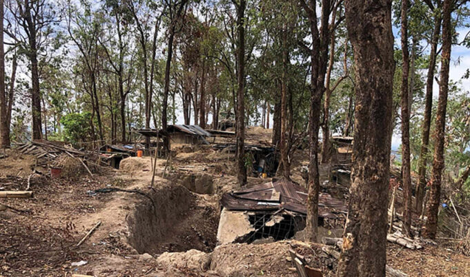 ဖိခၠံၣ်မုၣ်ပယီၤသုးလၢအဃ့ၢ်နုာ်လီၤဆူကၠီၣ်တဲၣ်ပူၤ(၃၁)ဂၤႇတၢ်ဆှၢထီၣ်ဆူမဲဆီး၀့ၢ်