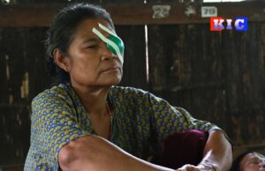 ခ့ၣ်အဲၣ်ယူၣ်ႇဖၣ်အၣ်ကီၢ်ရ့ၣ်တီခိၣ်ရိၢ်မဲမၤ၀ဲတၢ်ကူစါယါဘျါကလီကမျၢၢ်(၃၀၀)ဘျဲၣ်အမဲာ်ချံ