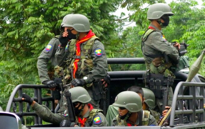 (BGF)ဟံၣ်ဖိဃီဖိတဖၣ်တဘၣ်ထီထီၣ်(ဆၣ်)တၢ်ပနီၣ်လၢအသိလ့ၣ်လိၤဘၣ်အဂ့ၢ်ႇလီၢ်ခၢၣ်သးကမံတံာ်ဟ့ၣ်လီၤတၢ်ကလုၢ်
