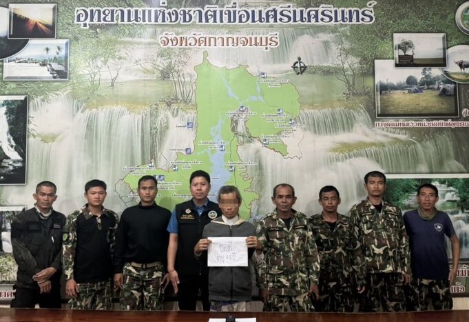 ကၠီၣ်တဲၣ်ပှၤဘၣ်မူဘၣ်ဒါ(၃)ဂၤဘၣ်ဒိ,ခီဖျိဖုအ့သံးအပှၤဒိးတကဲးတၢ်