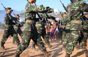မုၢ်တြီၢ်ကီၢ်ရ့ၣ်လါတဝၥ်အတီၢ်ပူၤတၢ်ဒုးကဲထီၣ်(၄၇)ဘျီ,ပယီၤသုးသံ(၁၁)ဂၤ