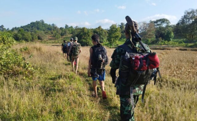 လၢၢ်ဒိၣ်ကီၢ်ဆၣ်(KNDO)သုးရ့ၣ်ခိးခး(ဆီမံၤလူၢ်)ပယီၤသုး,သံ(၃)ဂၤအကျါပၣ်ဃုၥ်သုးခိၣ်စိ(၁)တဂၤ
