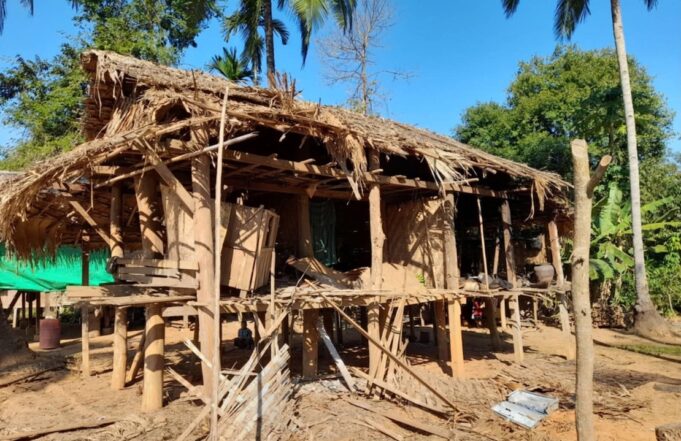 ဘံလ့ကီၢ်ဆၣ် မဲးပြ့ခံပယီၤသုးကလၢၤခးလီၤကျိဖးဒိၣ် ကမျၢၢ်ဘၣ်ဒိတဂၤ,ဟံၣ်ဟးဂီၤ(၆)ဖျၢၣ်