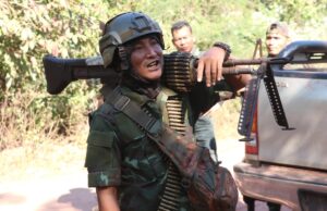 ၉ တၢၣ်ဟီၣ်ကဝီၤ ပယီၤသုးဒုးခီၣ်ဆၢက့ၤတၢ်ပၢၢ်ဆၢသုးပၥ်ဖှိၣ်လၢ တၢ်သူၣ်ထီၣ်(၃)ကထြၢတဖျၢၣ်အပူၤ