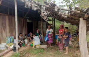 ကီးဝၣ်လဲၤကမျၢၢ်လၢဃ့ၢ်တၢ်ဒုးတဂၤသံဖဲဃ့ၢ်တၢ်ဒုးဆၢကတီၢ်