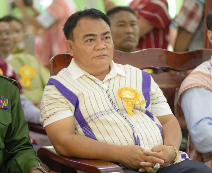 အမဲရကၤဖီၣ်ဃံး BGF သုးခိၣ်စီၤခၠ့ၣ်သူၤဒီးအဖိခွါ ၂ ဂၤလၢ အီၤလါ(online)တၢ်လံၣ်တၢ်လီကွီၢ်မ့ၣ်