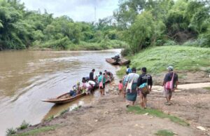 သုးကီၣ်ကးကဘီယူၤဒီးကျိဖးဒိၣ်ခးလီၤတၢ်လၢသ့ၣ်ဘီဘိသဝီကရူၢ်ပူၤအဃိ,တးအုးထၣ်ကမျၢၢ်ဘၣ်ဒိ(၂)ဂၤ