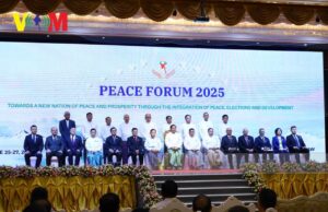 ကဘှါရှဲထံရူၢ်ကီၢ်သဲးတၢ်ဂ့ၢ်ကီလၢတၢ်ဃုထၢတဆီအဂ့ၢ် သုးကီၣ်ကးအခိၣ် ကွဲမုၥ်