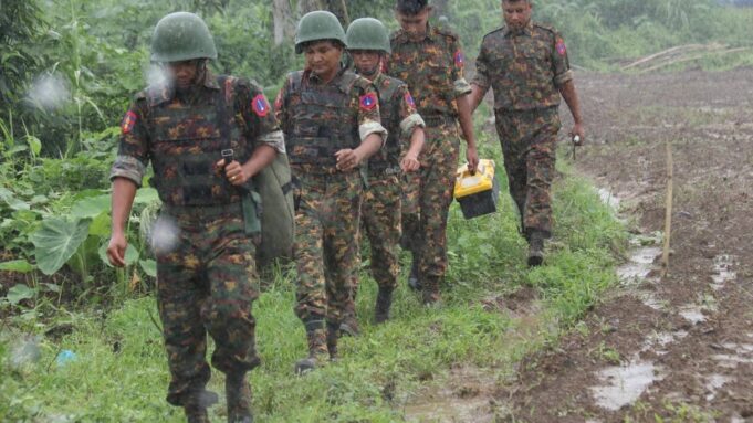 ဘံလ့ကီၢ်ဆၣ်ပူၤ ပယီၤသုးဟဲထီၣ်တုၤကဒီးအသီတဒူၣ်လၢတးပီသုးကလၢၤ