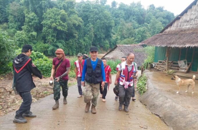 ဘၣ်ကီဘၣ်ခဲဒဲကဝီၤဖိတဖၣ်က့ၤအိၣ်ဆိးကဒါက့ၤလၢထံလီၢ်ကီၢ်ပူၤသ့ဝဲအဂ့ၢ်,ခ့ၣ်အဲၣ်ယူၣ်စံးဝဲ