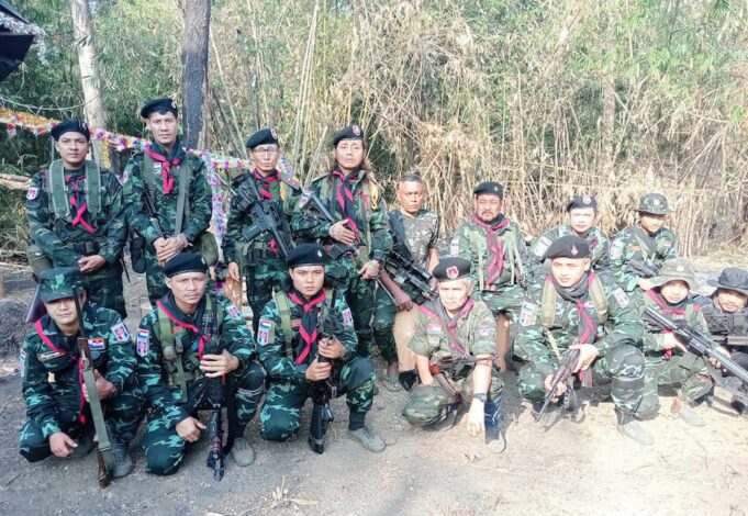 KTLAထုးထီၣ်လံၥ်ဝံၤအလီၢ်ခံ စးထီၣ်ခးဝဲ KNLA ဖဲ ဝ့ၢ်တၢ်အဲၣ်ဒီးထံခံကျဲ