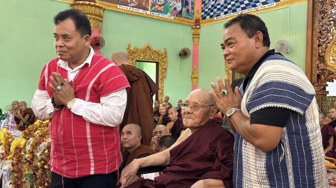 ကညီဖီၣ်စုကဝဲၤ(၃)ဖုပၥ်ဖှိၣ်မၤဝဲ(၂)ဘျီတဘျီ“တၢ်မုၥ်တၢ်ခုၣ်တၢ်ထုကဖၣ်”တၢ်ရဲၣ်တၢ်ကျဲၤ