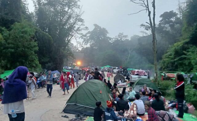 (သုးက့-၄)ကမျၢၢ်ပှၤလီၢ်ကဝီၤဖိလၢလဲၤဃ့ၢ်ပလဲၥ်အသးဆူကီၢ်ကၠီၣ်တဲၣ်တဖၣ်ဟဲက့ၤတဘူၣ်ဒံးဘၣ်