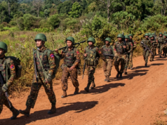 ပယီၤသုးဖီၣ်ဃၥ်(သုးက့ ၅)ကမျၢၢ်ဃုၥ်ဒီးဖိဒံဖိသၣ်(၃၂)ဂၤ,တၢ်ဆၢကတီၢ်န့ၢ်(၂)နွံဘျဲၣ်လံဘၣ်ဆၣ်တပျၢ်လီၤဒံးဝဲ