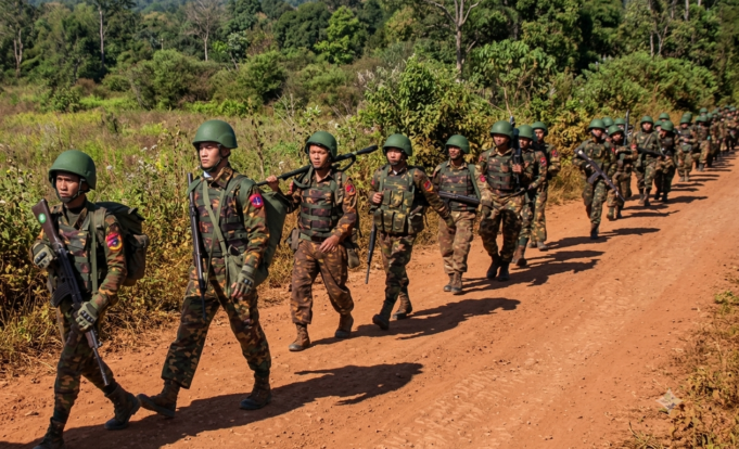 ပယီၤသုးဖီၣ်ဃၥ်(သုးက့ ၅)ကမျၢၢ်ဃုၥ်ဒီးဖိဒံဖိသၣ်(၃၂)ဂၤ,တၢ်ဆၢကတီၢ်န့ၢ်(၂)နွံဘျဲၣ်လံဘၣ်ဆၣ်တပျၢ်လီၤဒံးဝဲ