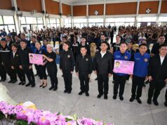 ပှၤဒဲကဝီၤဖိလၢဟးထီၣ်မၤတၢ်မၤလၢအဖိးသဲစးအိၣ်ထီၣ်တုၤလၢ(၇၀၀၀)ဃၣ်ဃၣ်ဒီး တၢ်ဆဲးဒိန့ၢ်ဝဲအနံၣ်တဆံတၢ်ဂီၤရုၢ်ရုၢ်